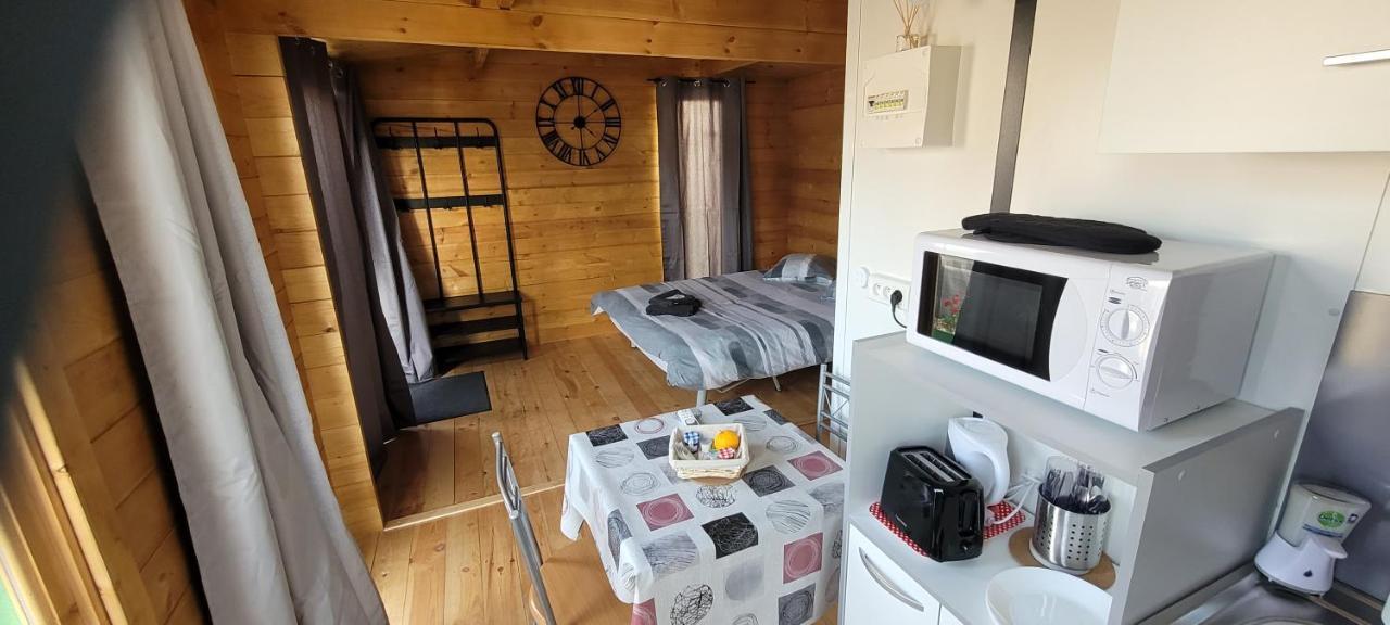Chalet Piscine Montech Экстерьер фото
